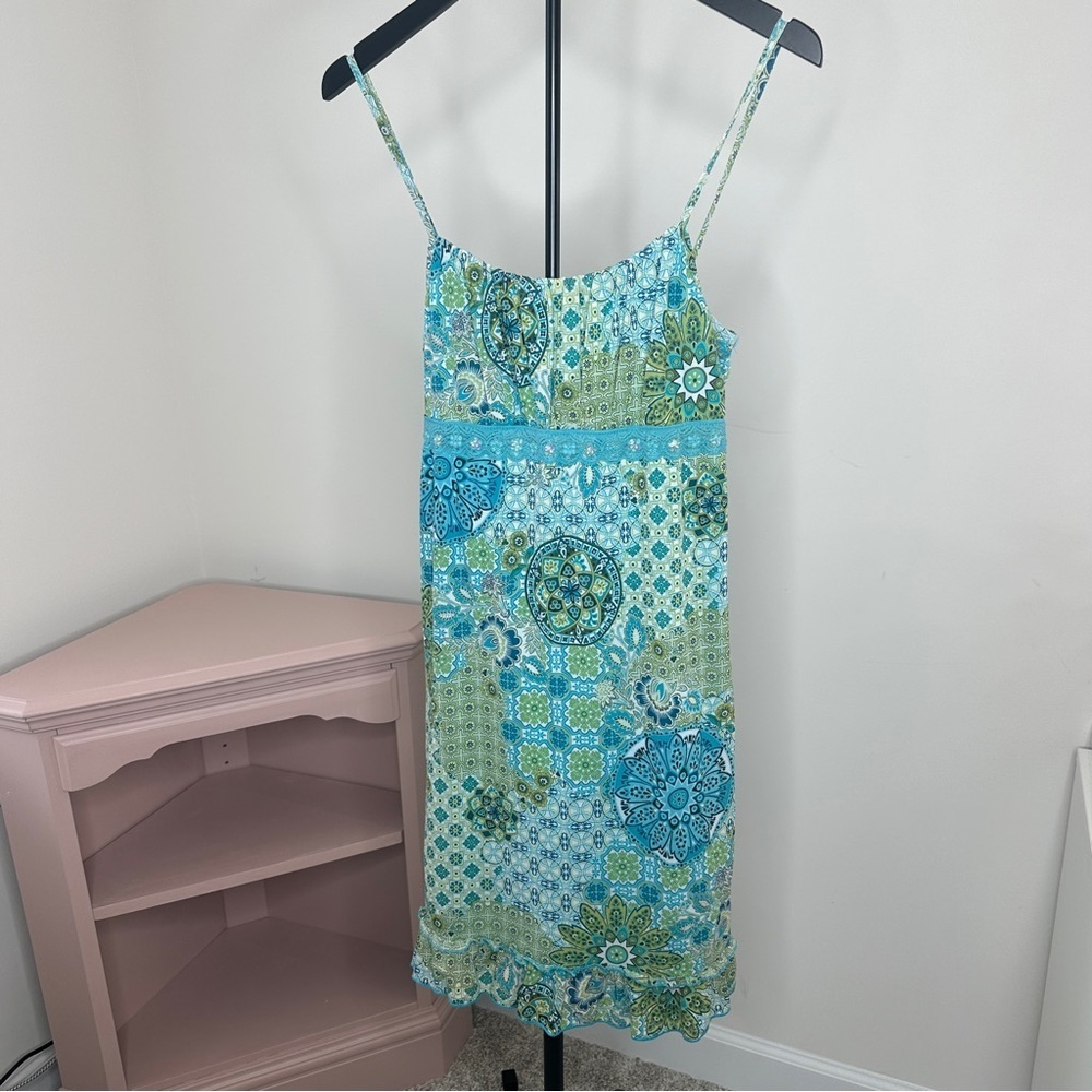 Paisley Boho Dress Turquoise Green Beaded Waist Ruffle Hem Rue 21 Large